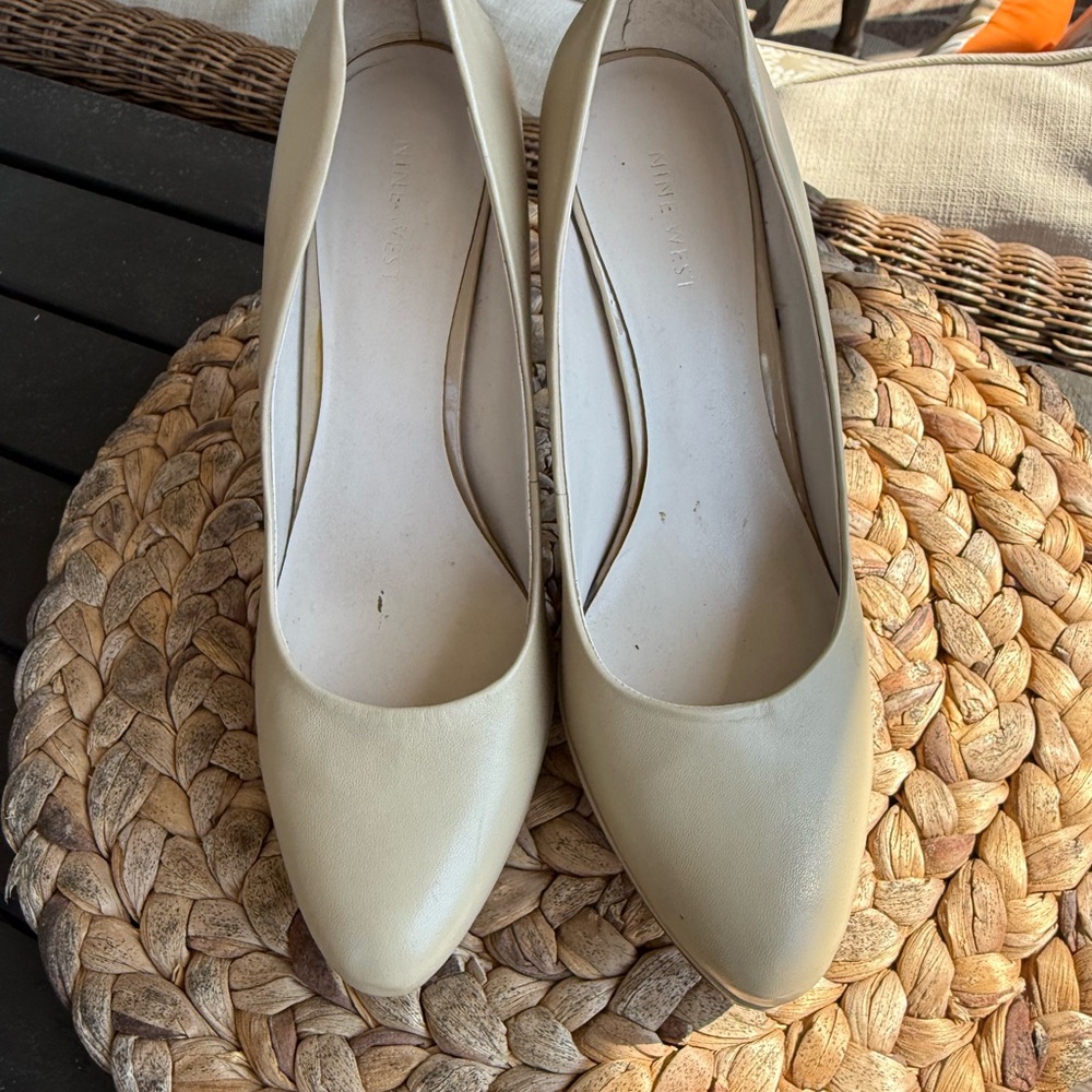 Classic Nude Women's Platform Heels